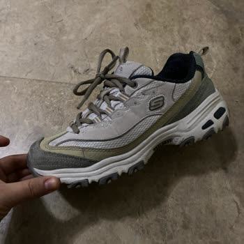 Skechers Ayakkabılarda Beklenmedik Koku Sorunu