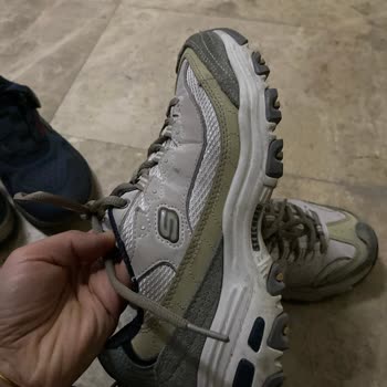Skechers Ayakkabılarda Beklenmedik Koku Sorunu