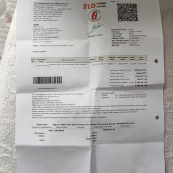 FLO Mağazasından Aldığım Ayakkabı Kızımın Ayağını Yara Yaptı