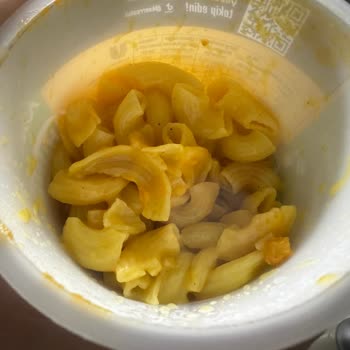 Bardakta Makarna Hayal Kırıklığı
