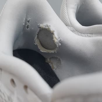Adidas Ayakkabı Deformasyonu Ve Müşteri Hizmetleri Sorunu