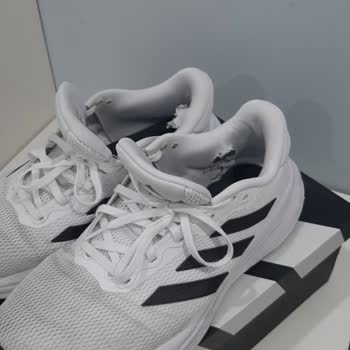 Adidas Ayakkabı Deformasyonu Ve Müşteri Hizmetleri Sorunu