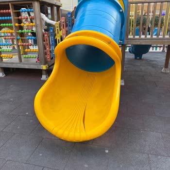 Maltepe Park AVM Çocuk Güvenliğini Tehlikeye Atan İhmal