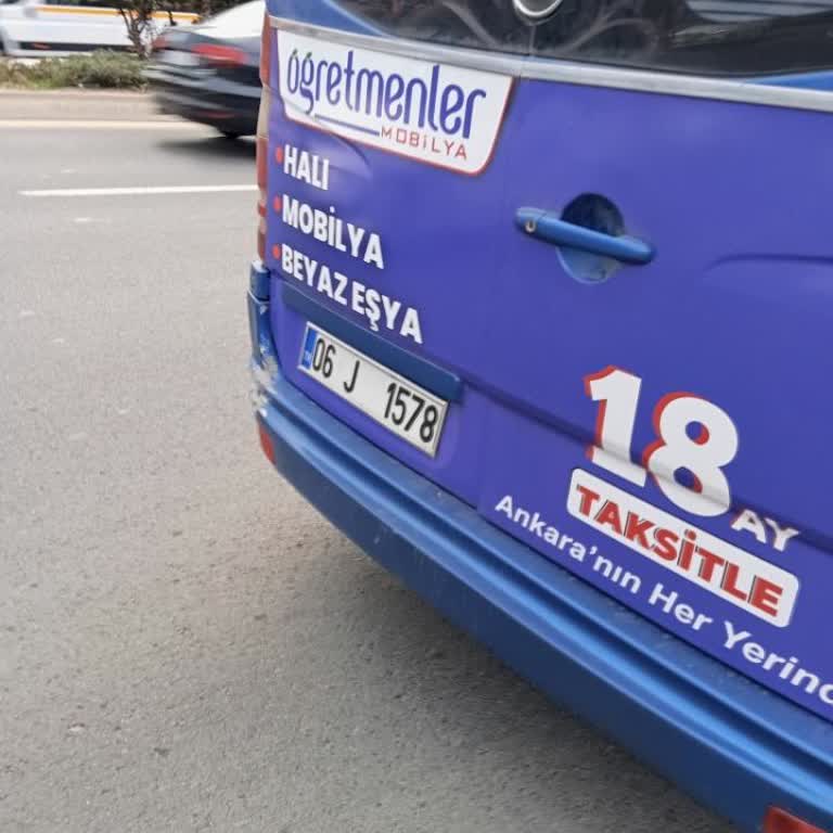Dolmuş Şoförünün Saygısız Tavırları Ve Yavaş Seyir