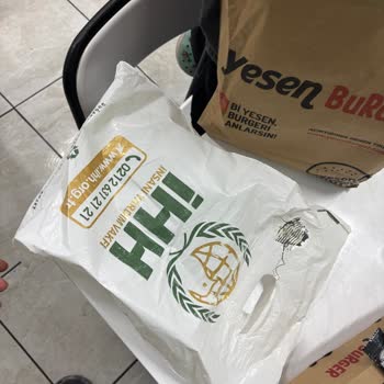 Saygısız Kurye Ve Özensiz Ürün Teslimatı