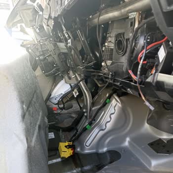 2022 Model Transporter'da Airbag Beyni Mühendislik Hatası