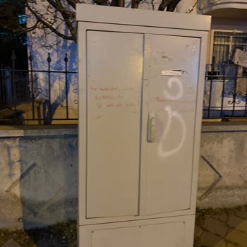 Tehlike Saçan Açık Kapağa Çözüm Bekliyorum