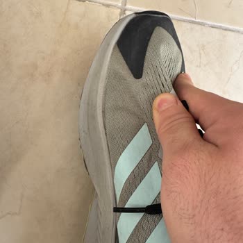 Su Geçirmez Ayakkabının Su Geçirme Sorunu