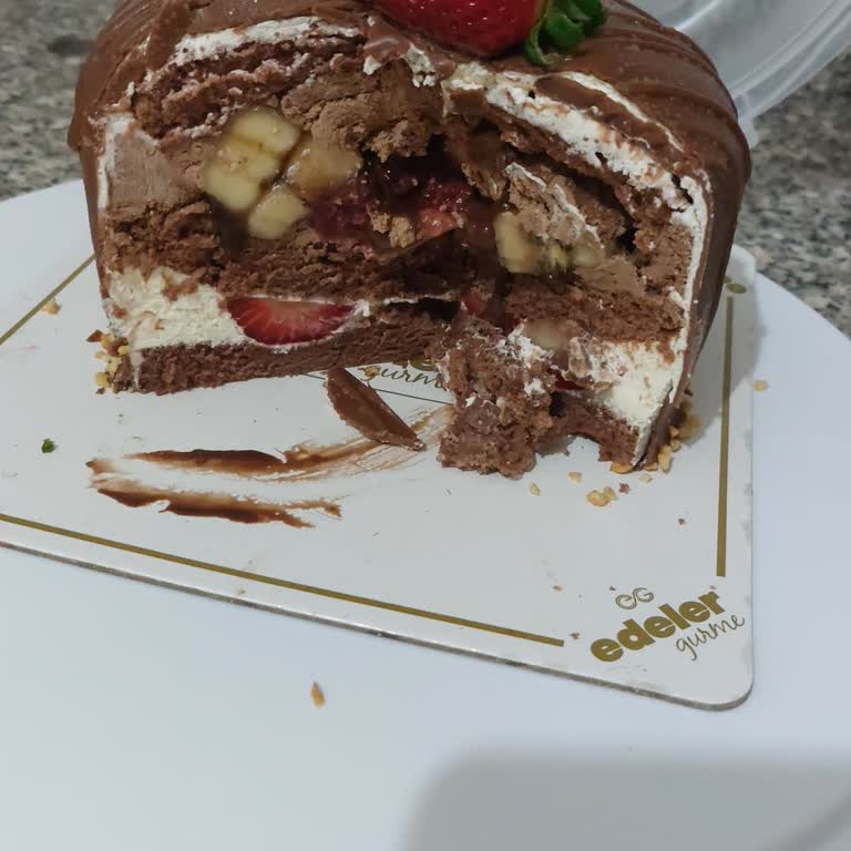 Edeler Gurme Beyaz Çikolata Krizi: Yanlış Ürün Teslimatı