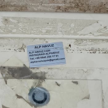 Alp Havuz Satmış Oldukları Kapak Her Yerinden Makine Dairesinin İçerisine Su Alıyor