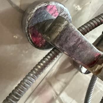 Diversey Taski Clonet Extra İle Musluk Kararma Sorunu