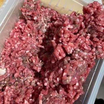 Akuğur Market'ten Alınan Kıyma Grileşmiş Çıktı