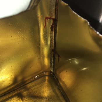 Paslı Teneke Zeytinyağı İle Sağlık Riski