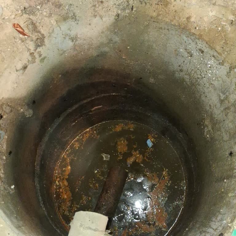 Sürekli Tıkanan Lağım Gideri Ve Sağlık Tehlikesi
