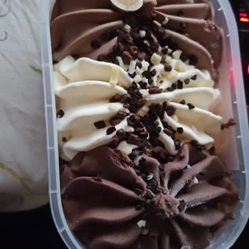 Dondurmanın İçinden Çıkan Bozuk Para Şoku