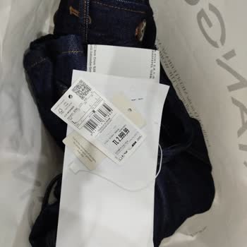 Mango Mağazasında Etiket Sorunu Nedeniyle Değişim Yapılmıyor