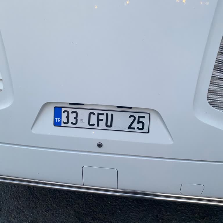 Unutulan Yolcu Ve Muavinin Kötü Tavırları