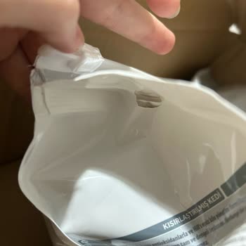 Markamama.com.tr Delik Paketle Gelen Kedi Maması Hayal Kırıklığı