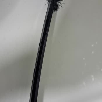 Rocs зубная щетка сломалась при чистке зубов