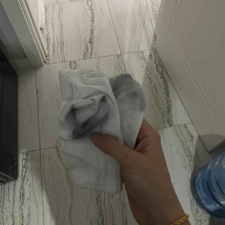Hotiç Botları Boya Veriyor Ve İade Sorunu Yaşatıyor