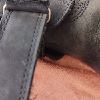 FLO'dan Alınan Ayakkabının Kısa Sürede Yıpranması
