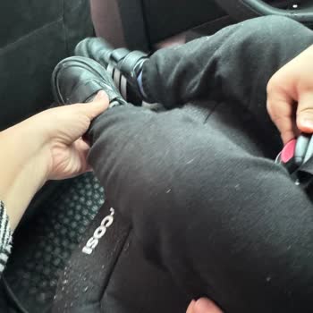 Dayanıksız Maxi Cosi Oto Koltuğu