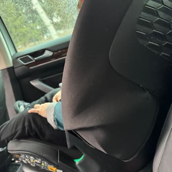 Dayanıksız Maxi Cosi Oto Koltuğu