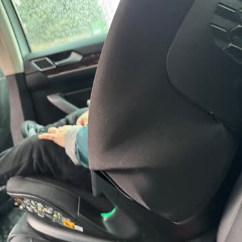 Dayanıksız Maxi Cosi Oto Koltuğu