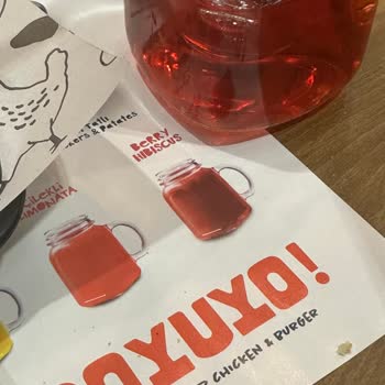 Doyuyo Mağazasında İçecek Ve Sos Kalitesi Sorunu