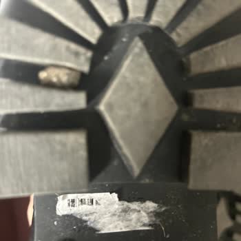 Giyilmiş Ayakkabı Ve Kaba Müşteri Hizmeti