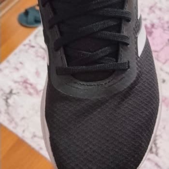 Adidas Ayakkabıda Kalite Hayal Kırıklığı: Müşteri Hizmetleri Sessiz