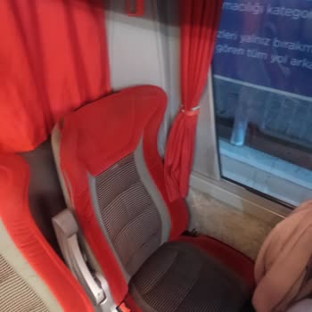 Tekli Koltuk Aldatmacası Ve Alaycı Hizmet