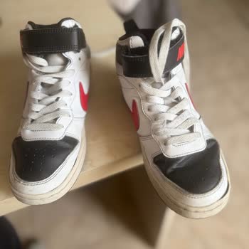 Kısa Sürede Yıpranan Ayakkabılar İçin Çözüm Arayışı