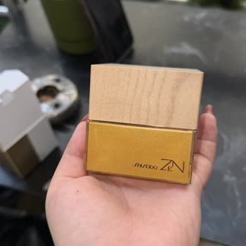 I Bought Shiseido Zen Perfume but Got a Wooden Box and No Lasting Scent