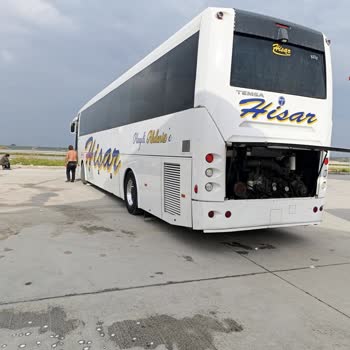 Otobüs Arızası Ve İletişim Sorunları Yolcuları Mağdur Ediyor