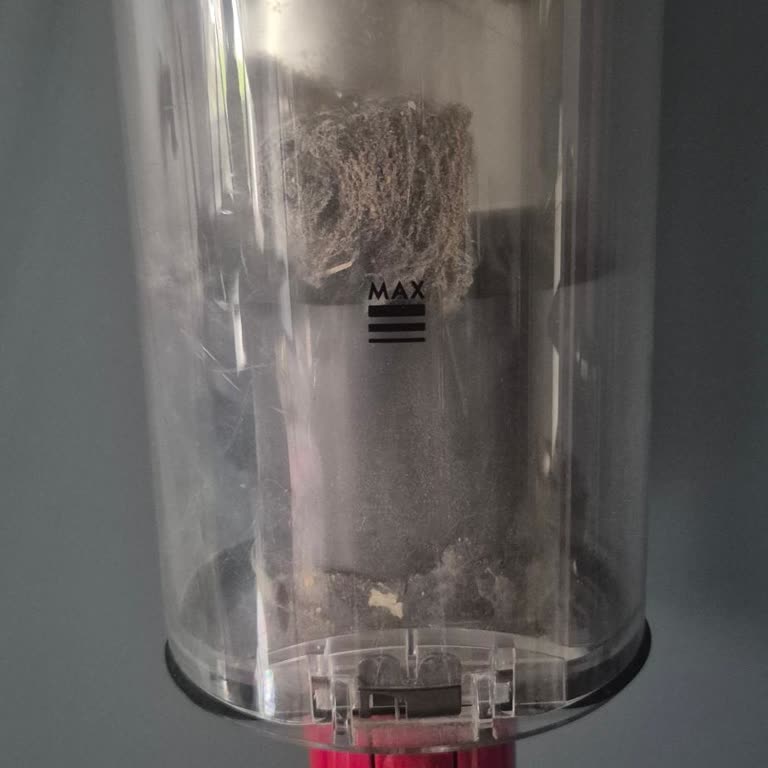 Dyson V15 Toz Haznesi Sorunu