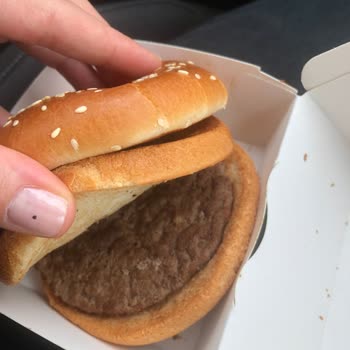 McDonald's'tan Eksik Big Mac Skandalı