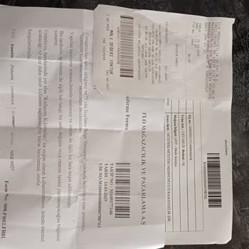 İlgisiz Mağaza Ve Kalitesiz Ürün Deneyimi