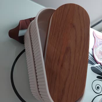 Kötü Koku Nedeniyle Kullanılamayan Saklama Kutusu