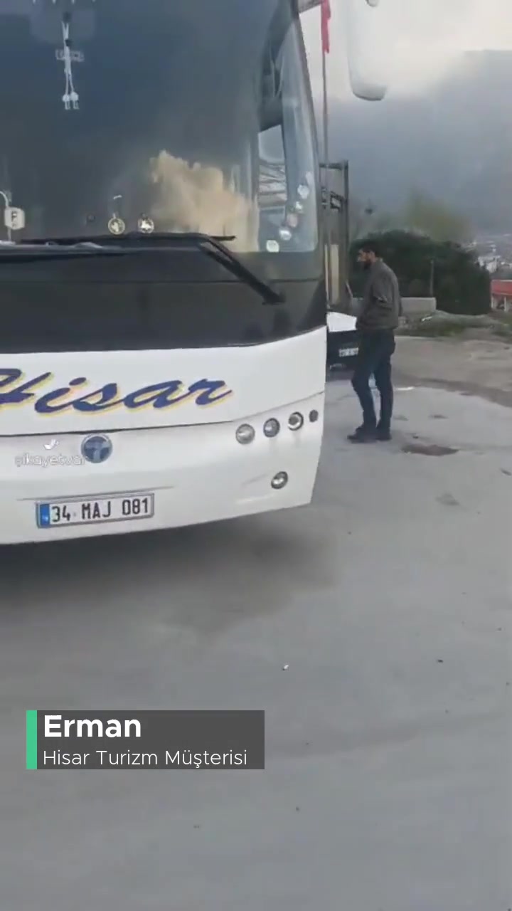 Hisar Turizm Otobüs Yolda Kaldı videonun kapak resmi