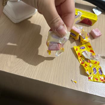 Ülker Şekerlerinde Ambalaj Sorunu