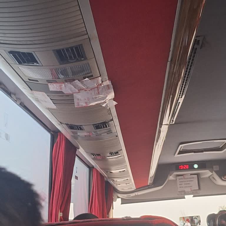 Gecikmeli Ve Hijyen Sorunlu Yolculuk: Müşteri İlgisizliği Ve Rahatsız Edici Deneyim