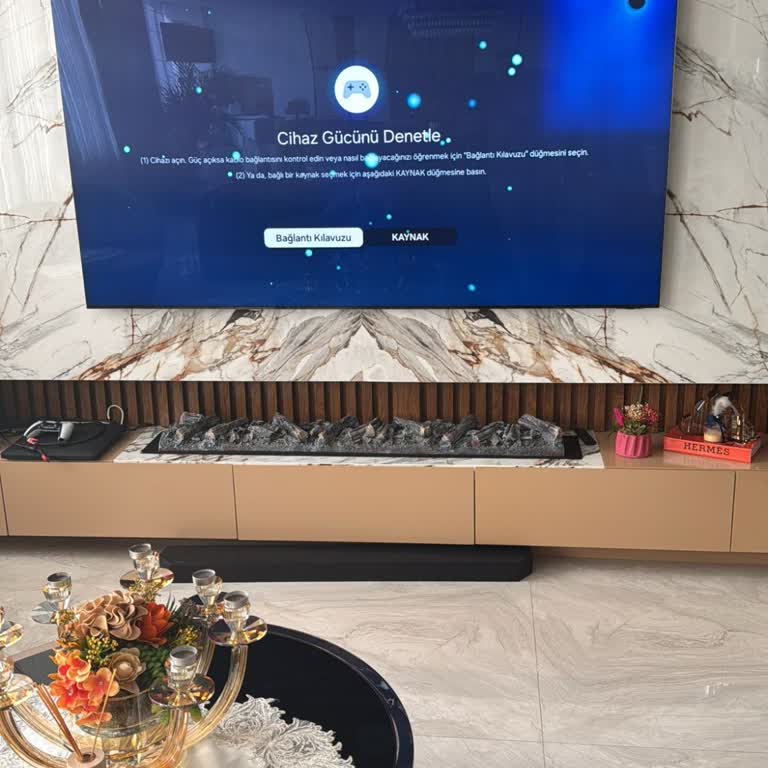 Samsung'un 8K TV'sinde Garanti Süresi Sorunu Ve Yüksek Onarım Ücreti