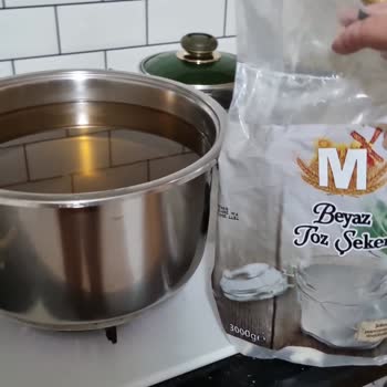Migros Şekerinin Şaşırtıcı Renk Ve Tat Problemi