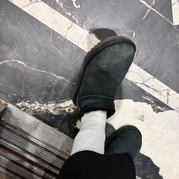 Şok Marketten Alınan Siyah Ugg'ın Renk Değiştirmesi