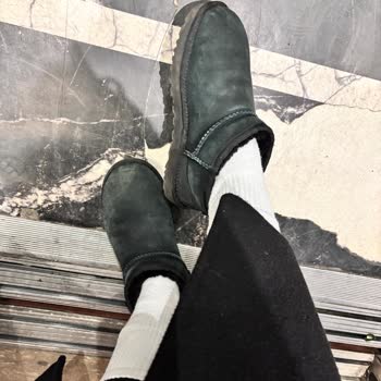 Şok Marketten Alınan Siyah Ugg'ın Renk Değiştirmesi