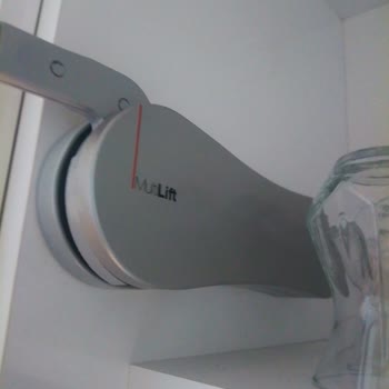 Mutfak Dolabı Amortisör Sorunu: Destek Talebi