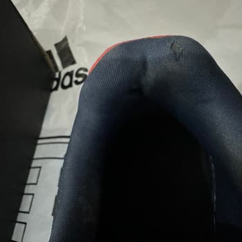 Adidas Ayakkabıda Hızlı Deformasyon Ve Yetersiz Müşteri Hizmeti