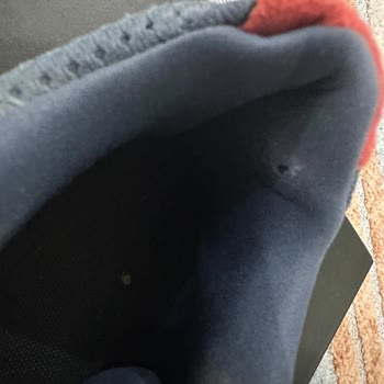 Adidas Ayakkabıda Hızlı Deformasyon Ve Yetersiz Müşteri Hizmeti