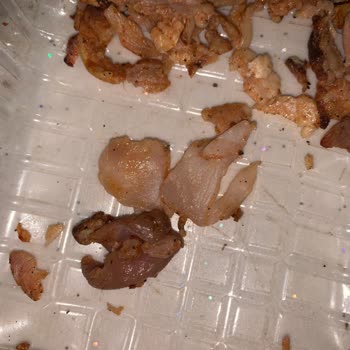 Çiğ Et Parçaları İçeren Piliç Döner Sorunu